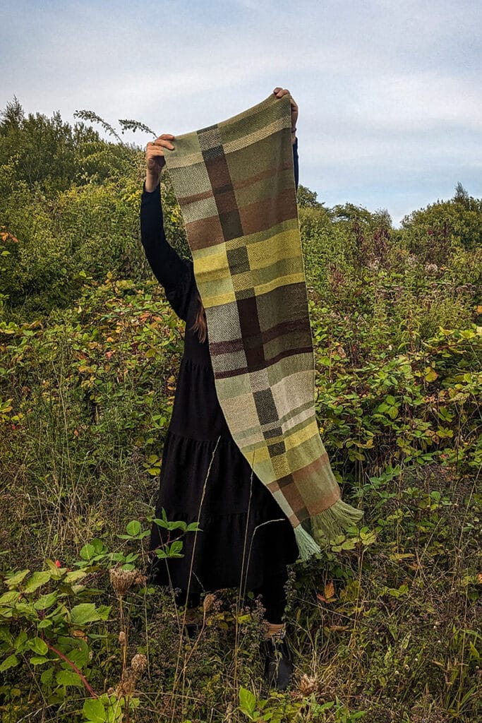 Handwoven lambswool scarf